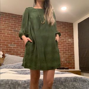 H&M Green Dress w/ See Through Sleeves (US 4)